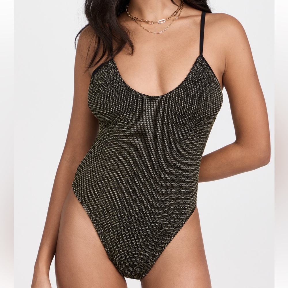 Good American Always Fits Sculpt One Piece Swimsuit